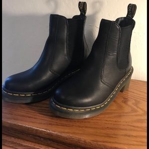 Dr Martens CADENCE Boots
